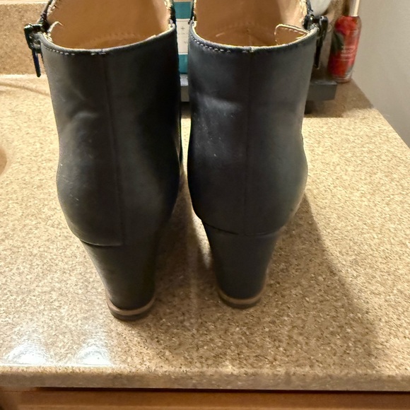 Soul by Naturalizer Black Ankle Boots - Picture 2 of 7